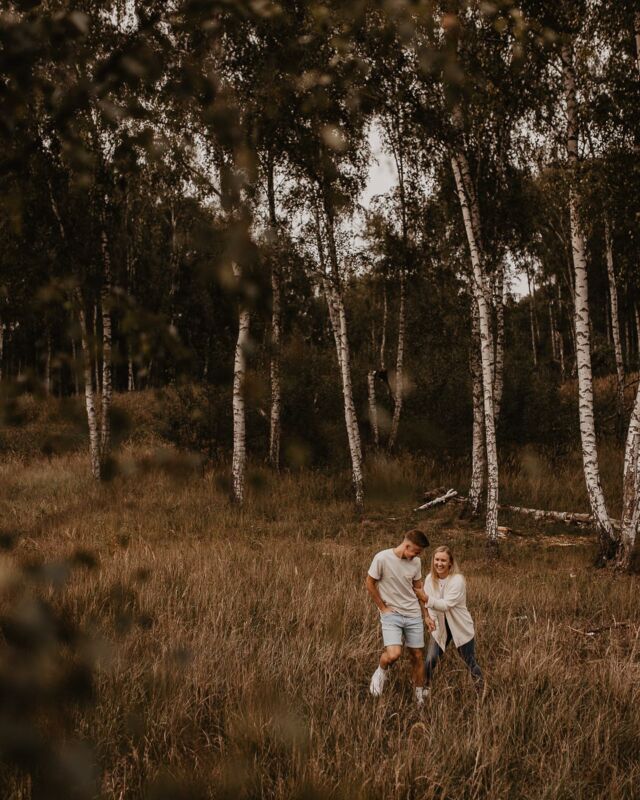Diese Woche ist es etwas ruhiger hier, da ich wie eine Wilde an der Bildbearbeitung sitze 🤓 es ist noch so viel zu tun und jede Woche kommen ja neue Fotos dazu, also wird diese Woche ordentlich durchgezogen 💪🏼💻
An meinem kommenden hochzeitsfreien Wochenende bekomme ich Besuch und freue mich darauf, den Sommer in Berlin mal so richtig zu genießen 🥰🔆

#paarshooting #couplesession #coupleshoot #firstlove #couplegoals #younglove #fotografberlin #fotoshootingberlin #destinationphotographer #paarfotos #couple #happycouple #fotografinberlin #fotografbrandenburg