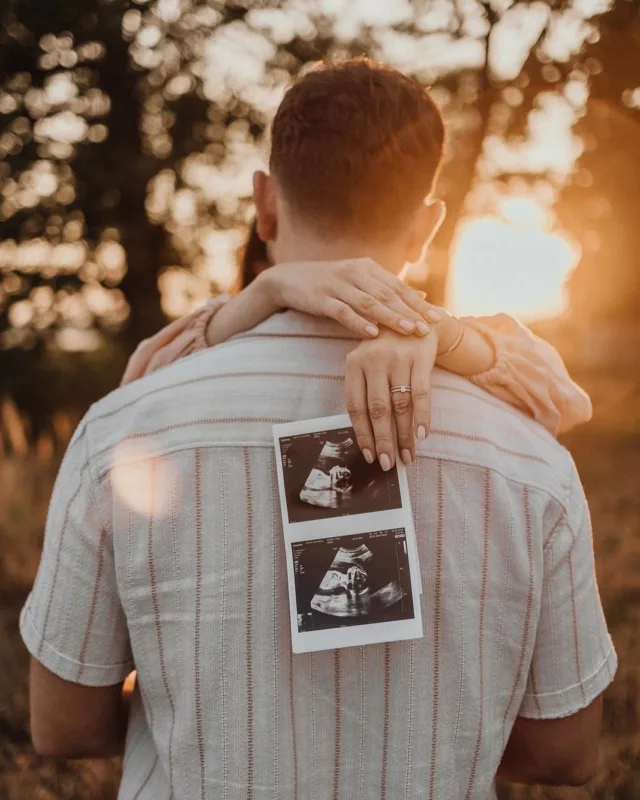 Forever favorite light ✨

#babybauchshooting #babybauch #sunset #sunsetshots #maternity #baldzudritt #liebeimbauch #fotografberlin #fotografpotsdam #fotoshootingberlin #babybauchshootingberlin #hochzeitsfotografin #ultraschallbild #littlefamily